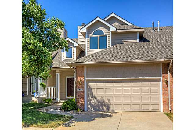 1460 Legend Dr, Clive, IA 50325 photo 1