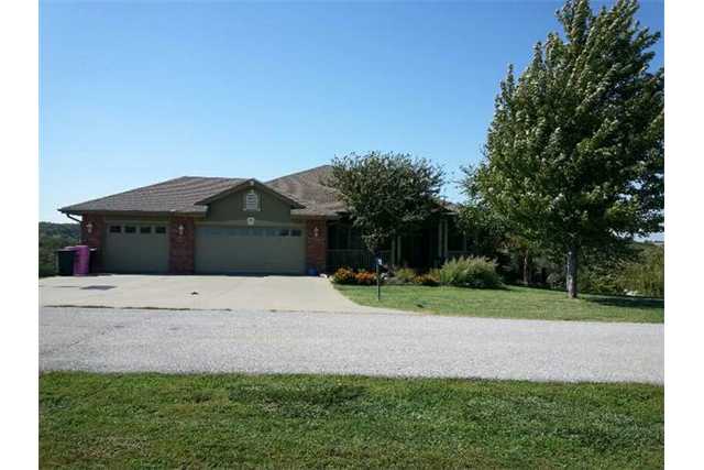 55392 Foxworthy Ln, Glenwood, IA 51534 photo 1