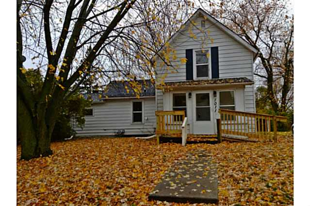 1011 E 10th St N, Newton, IA 50208 photo 1