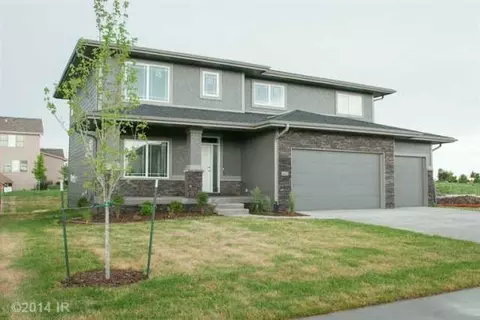 16622 Maple St, Clive, IA 50325 photo 1