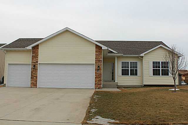 903 NW 32nd St, Ankeny, IA 50023 photo 1