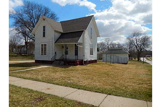 52 E South St, Winterset, IA 50273 photo 1