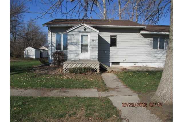 390 E 4th St, Garner, IA 50438 photo 1