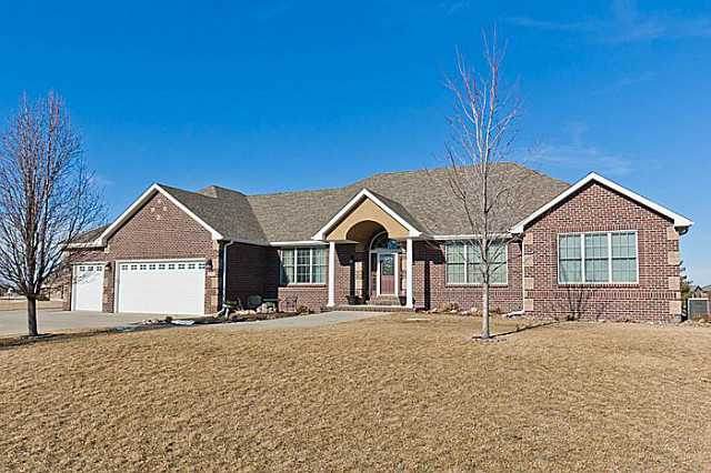 3751 NW 102nd Pl, Polk City, IA 50226 photo 1