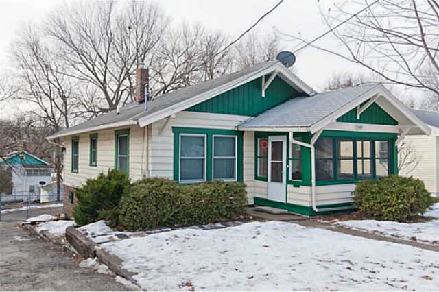 2420 Woodland Ave, Des Moines, IA 50312 photo 1