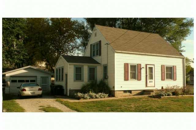 103 W South St, Prairie City, IA 50228 photo 1