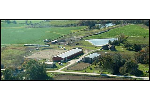 2976 214th Trl, Winterset, IA 50273 photo 1