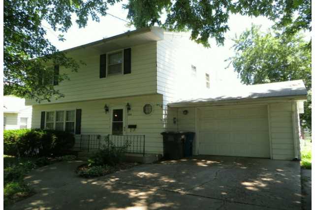 3215 SE 8th St, Des Moines, IA 50315 photo 1