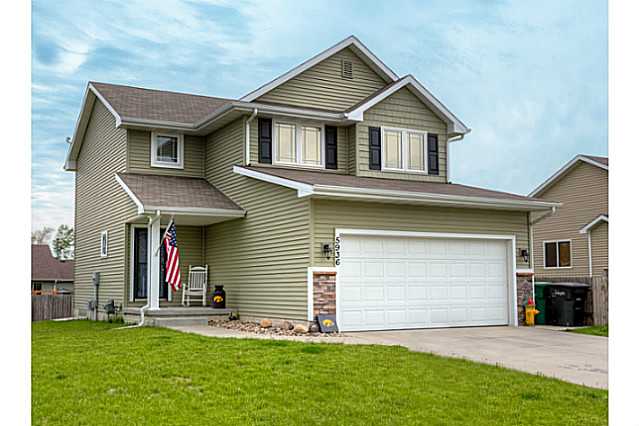 5936 NW 50th St, Johnston, IA 50131 photo 1