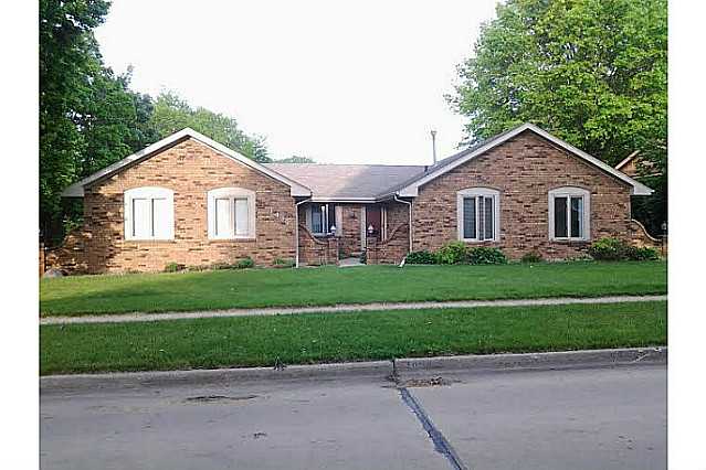 1499 NW 98th St, Clive, IA 50325 photo 1