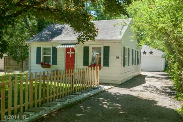 437 E Leland Ave, Des Moines, IA 50315 photo 1