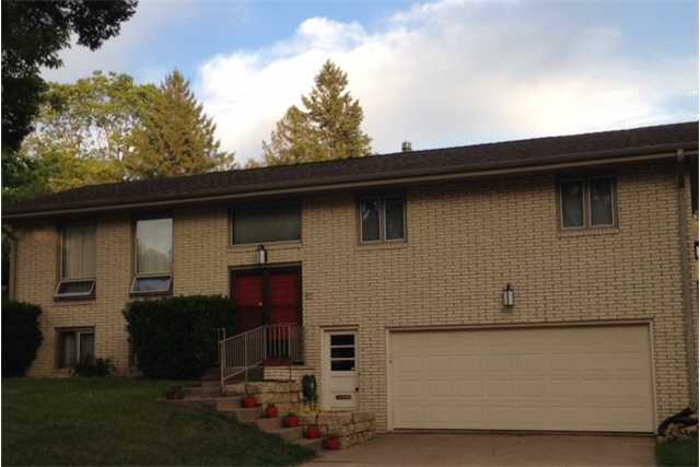 2648 Mineral St, Dubuque, IA 52001 photo 1