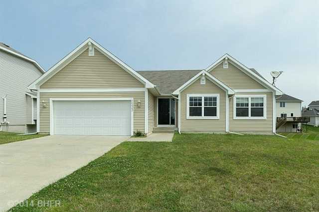 1533 Nine Iron Dr, West Des Moines, IA 50266 photo 1