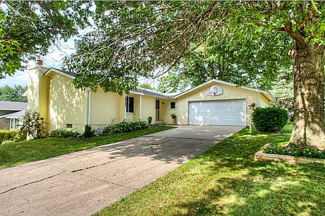 1317 Euclid Ave, Indianola, IA 50125 photo 1