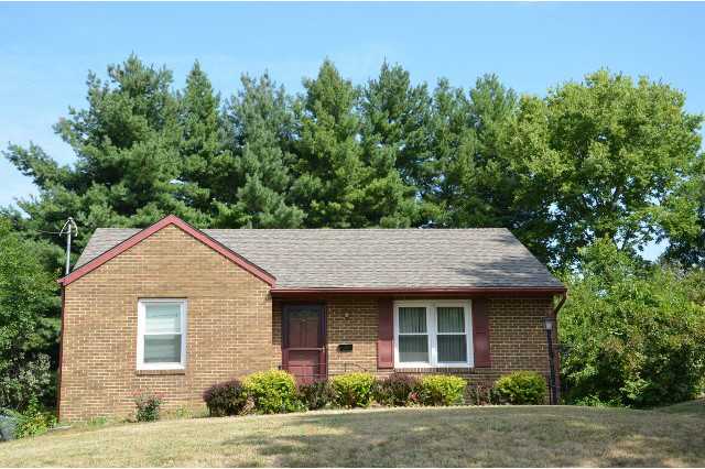 3240 E Washington Ave, Des Moines, IA 50317 photo 1