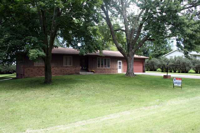 503 Rookwood Dr, Ames, IA 50010 photo 1