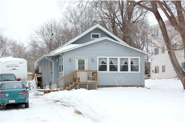 816 Cummins Rd, Des Moines, IA 50315 photo 1