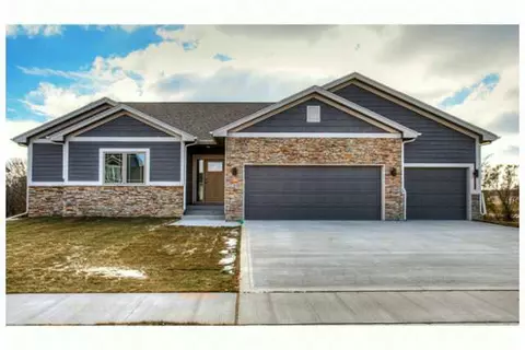 705 Timberview Dr, Adel, IA 50003 photo 1