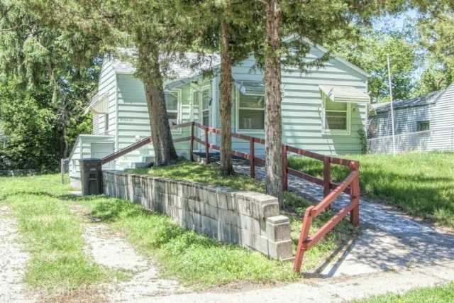1270 E 34th St, Des Moines, IA 50317 photo 1