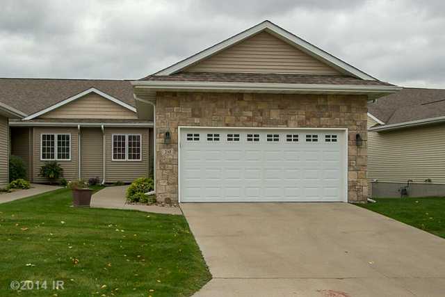 210 NW Beaverbrooke Blvd, Grimes, IA 50111 photo 1