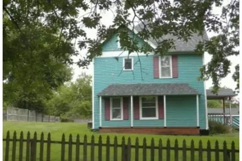 705 2nd St, Maxwell, IA 50161 photo 1