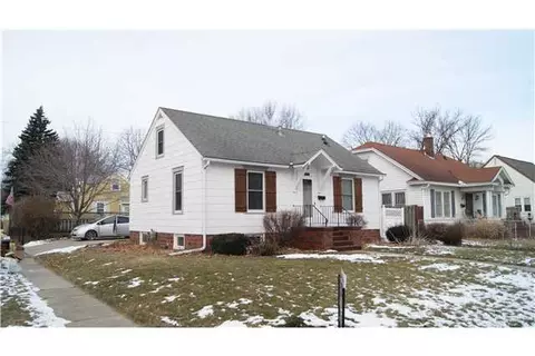 1003 Roosevelt Ave, Ames, IA 50010 photo 1