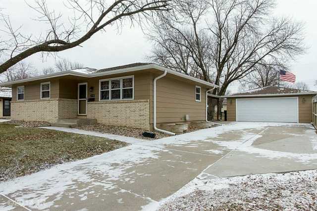 421 SW Oak Ln, Ankeny, IA 50023 photo 1