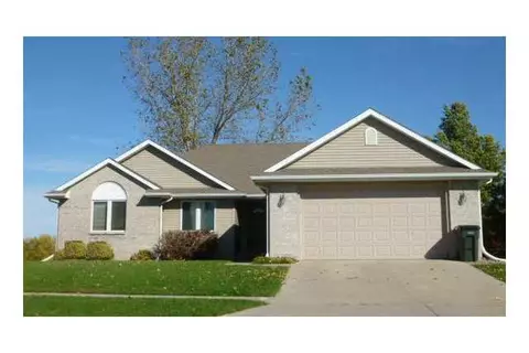 5213 Thackeray Dr, Ames, IA 50014 photo 1
