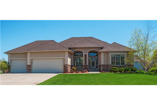 6305 NW 94th St, Johnston, IA 50131 photo 1