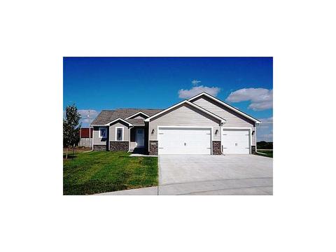 615 Silverleaf Ln, Waukee, IA 50263 photo 1
