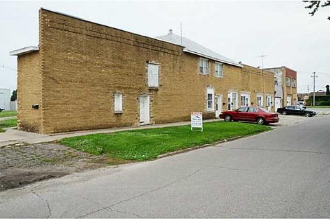 803 3rd St, Perry, IA 50220 photo 1