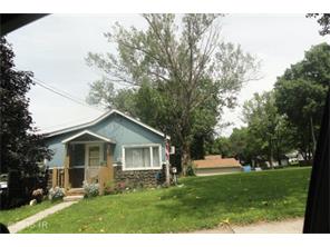 208 W 4th Ave, Indianola, IA 50125 photo 1