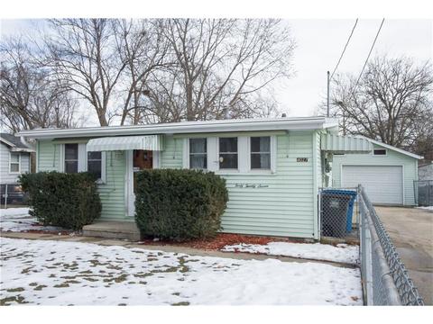 4027 55th St, Des Moines, IA 50310 photo 1