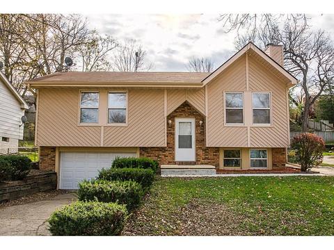 809 E Hackley Ave, Des Moines, IA 50315 photo 1