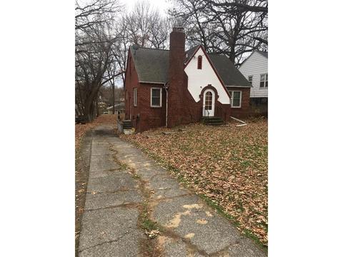 2520 Prospect Rd, Des Moines, IA 50310 photo 1