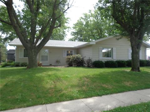523 S Division St, Stuart, IA 50250 photo 1