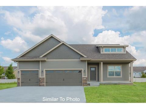 2115 Serenity Cir, Norwalk, IA 50211 photo 1