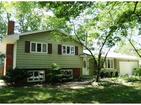 1933 Maxwell Ave, Ames, IA 50010 photo 1