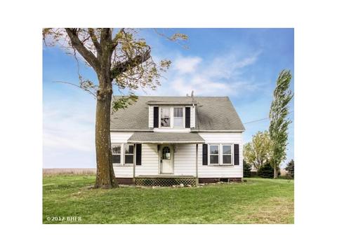 1347 Walnut Ave, Stuart, IA 50250 photo 1