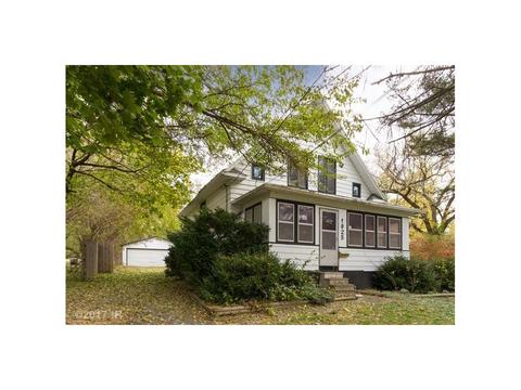 1925 E 29th St, Des Moines, IA 50317 photo 1