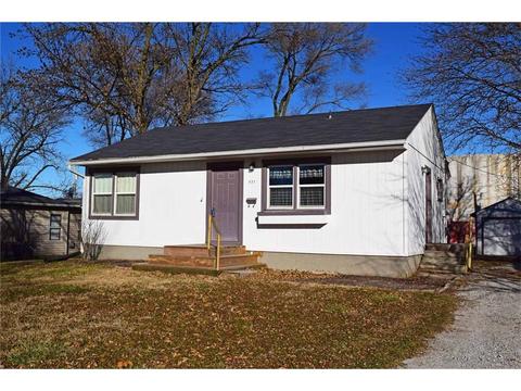 937 D Ave, Nevada, IA 50201 photo 1
