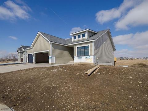 255 Bailey Cir, Waukee, IA 50263 photo 1