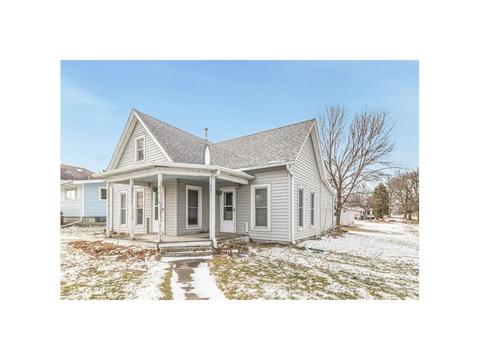 404 S Division St, Stuart, IA 50250 photo 1