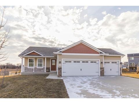 3456 Baxter Cir, Clive, IA 50325 photo 1