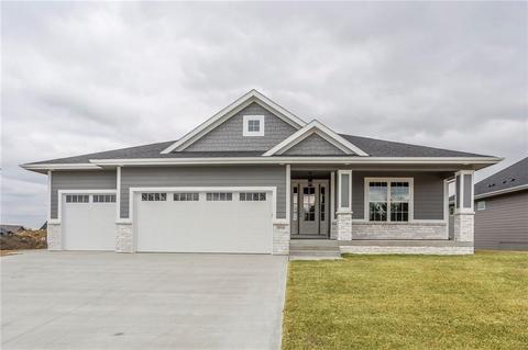 16747 Maple St, Clive, IA 50325 photo 1