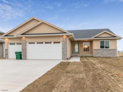 1316 NE 49th St, Ankeny, IA 50021 photo 1