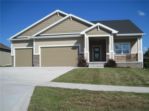 3105 Jackpine Dr, Waukee, IA 50263 photo 1