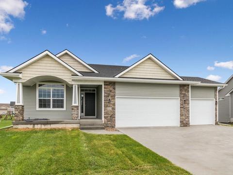 2424 Maple St, Granger, IA 50109 photo 1