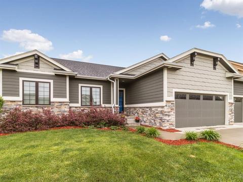 16488 Maple St, Clive, IA 50325 photo 1