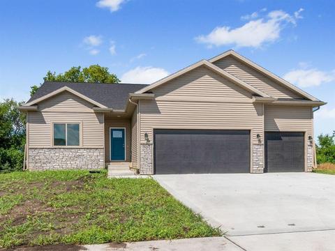 950 9th St, Waukee, IA 50263 photo 1